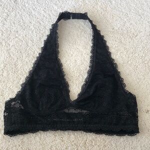 VICTORIA’S SECRET Black halter lace Bralette XS
